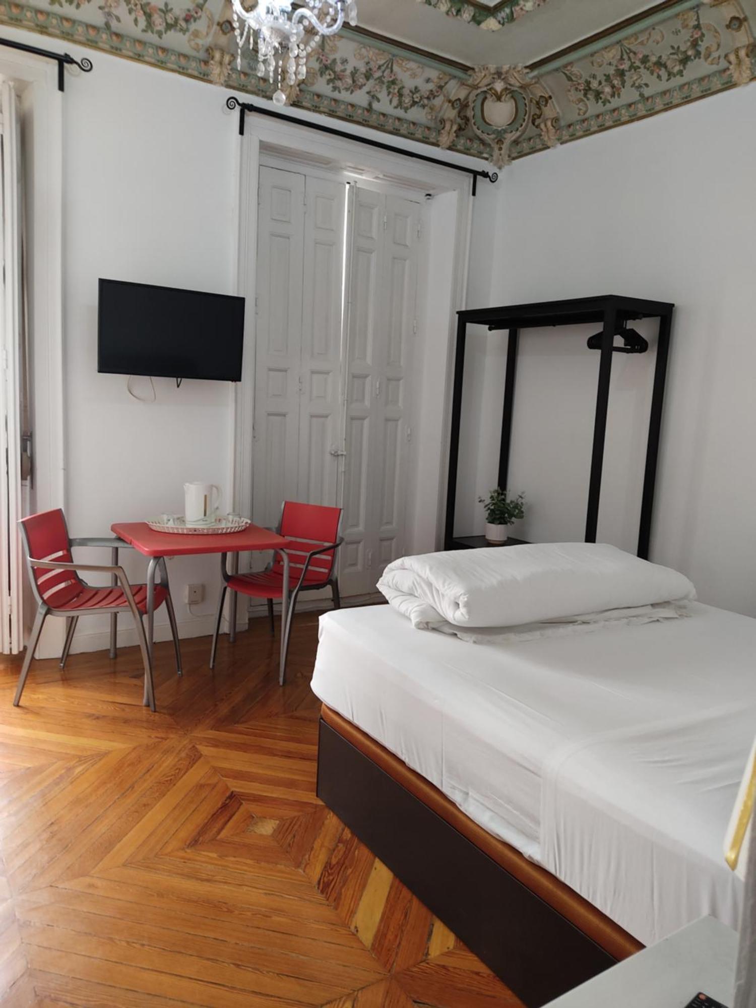 Grand Via House Hotel Madrid Kültér fotó