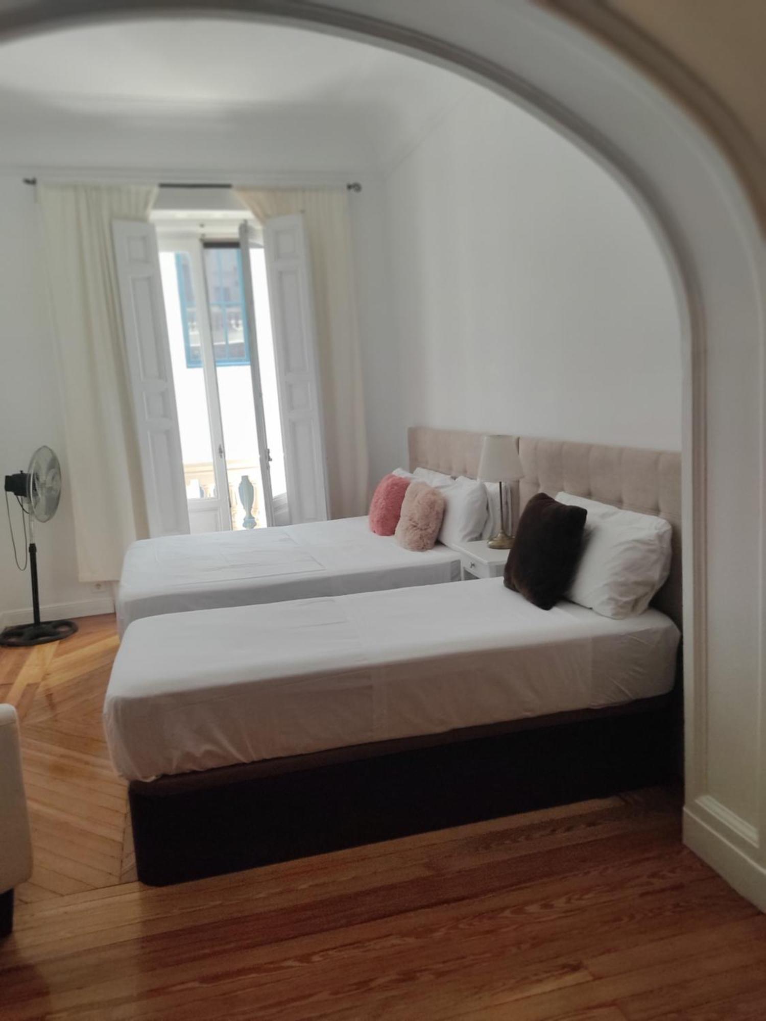Grand Via House Hotel Madrid Kültér fotó